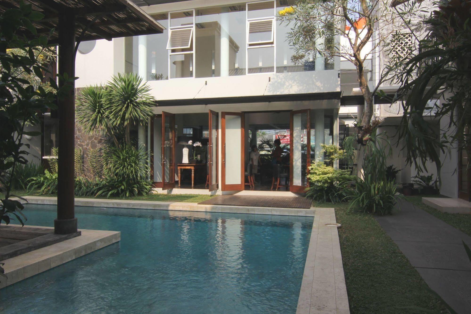 Chic Quarter Hotell Jakarta Exteriör bild