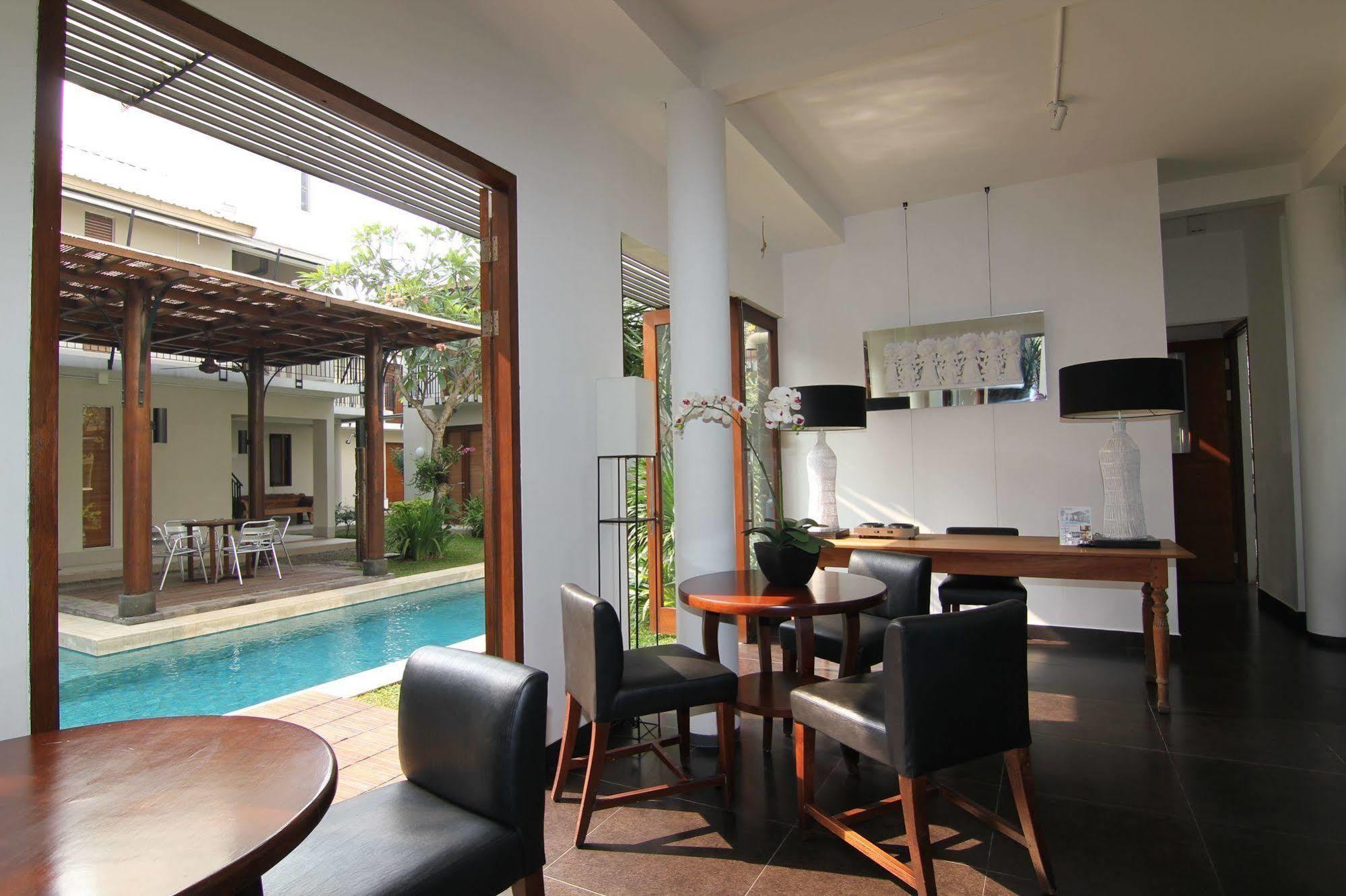 Chic Quarter Hotell Jakarta Exteriör bild